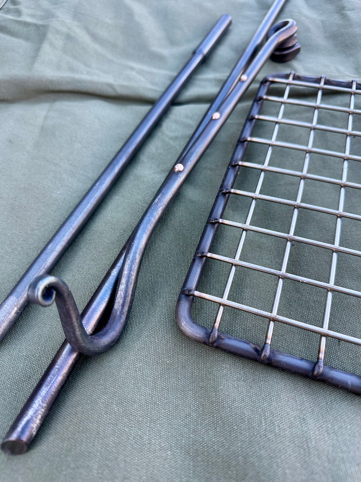 Fire anchor  Cooking Swing Arm. Bushcraft and Camping Cooking Set for Hanging Billy Cans, Kettles with a Grill Arm